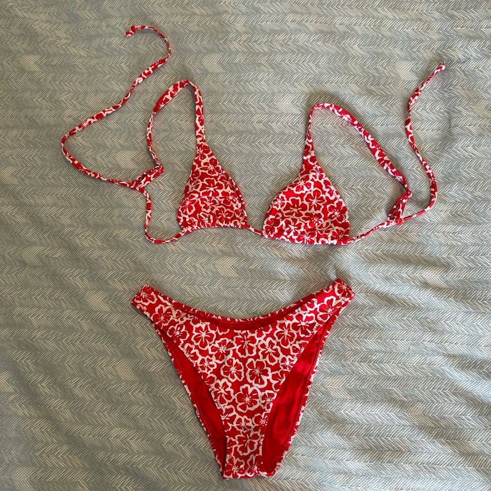 L.A Hearts (by Pacsun) Red & White Floral Bikini Set